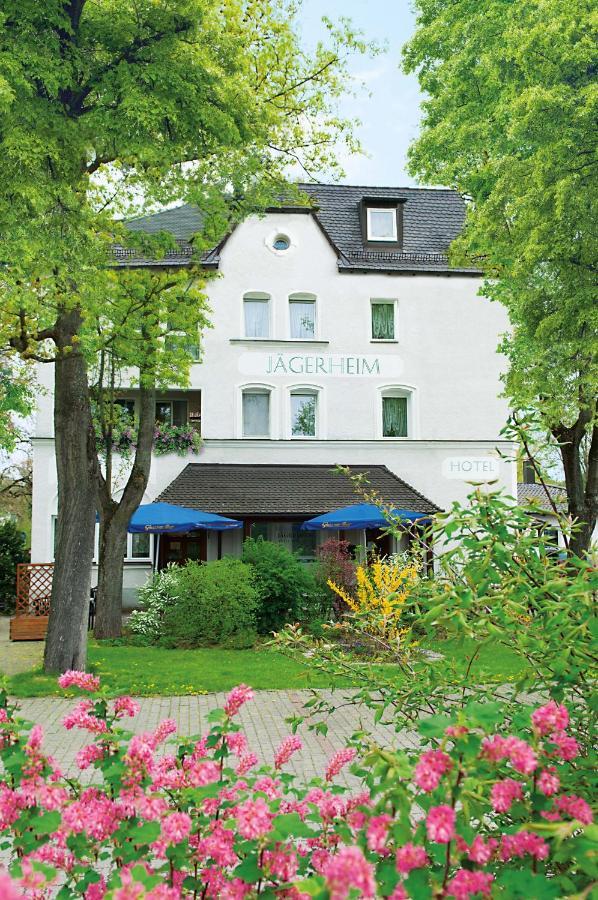 Jägerheim Hotel 2*